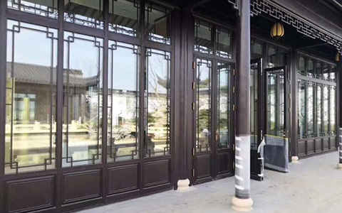 斷橋鋁合金推拉窗出現滲漏水現象如何解決？